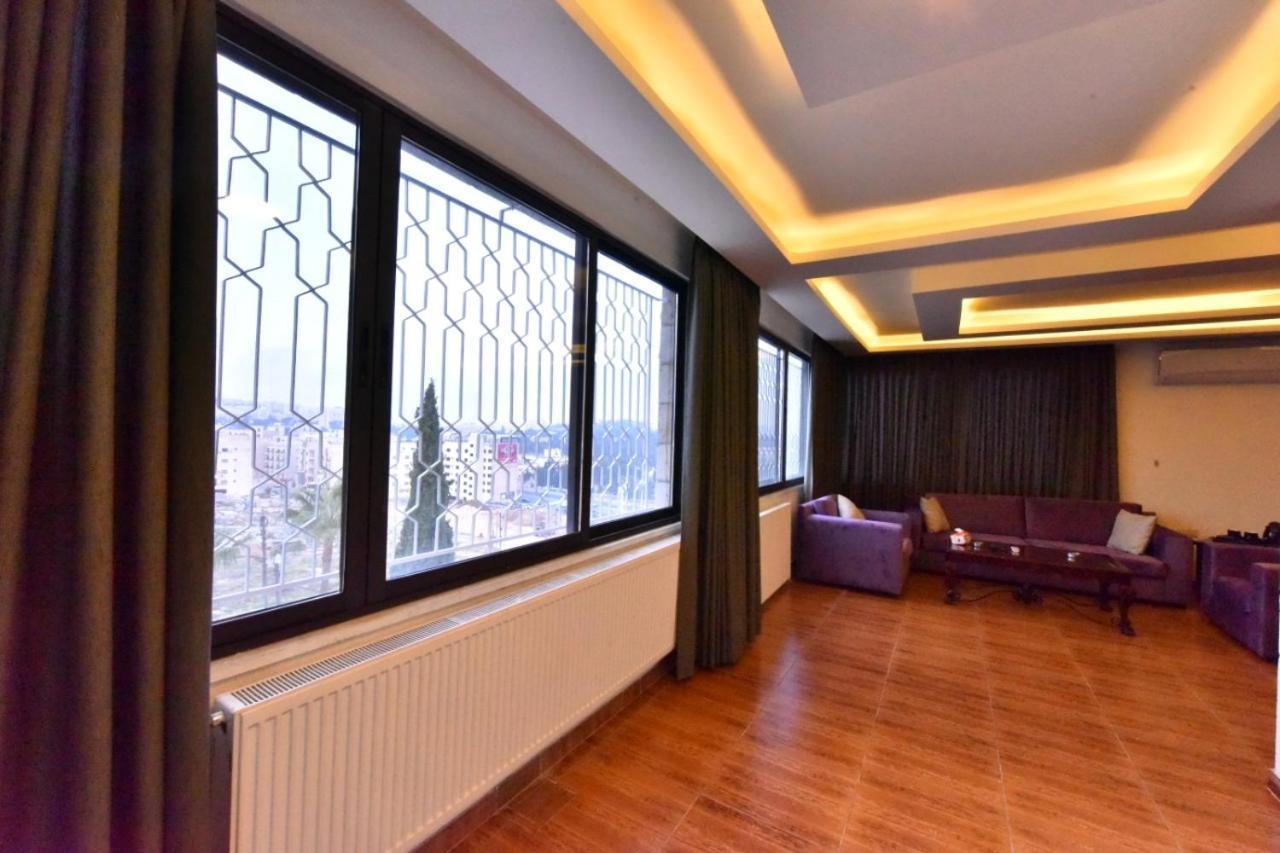 Al Farooq Hotel Apartments Ammán Kültér fotó