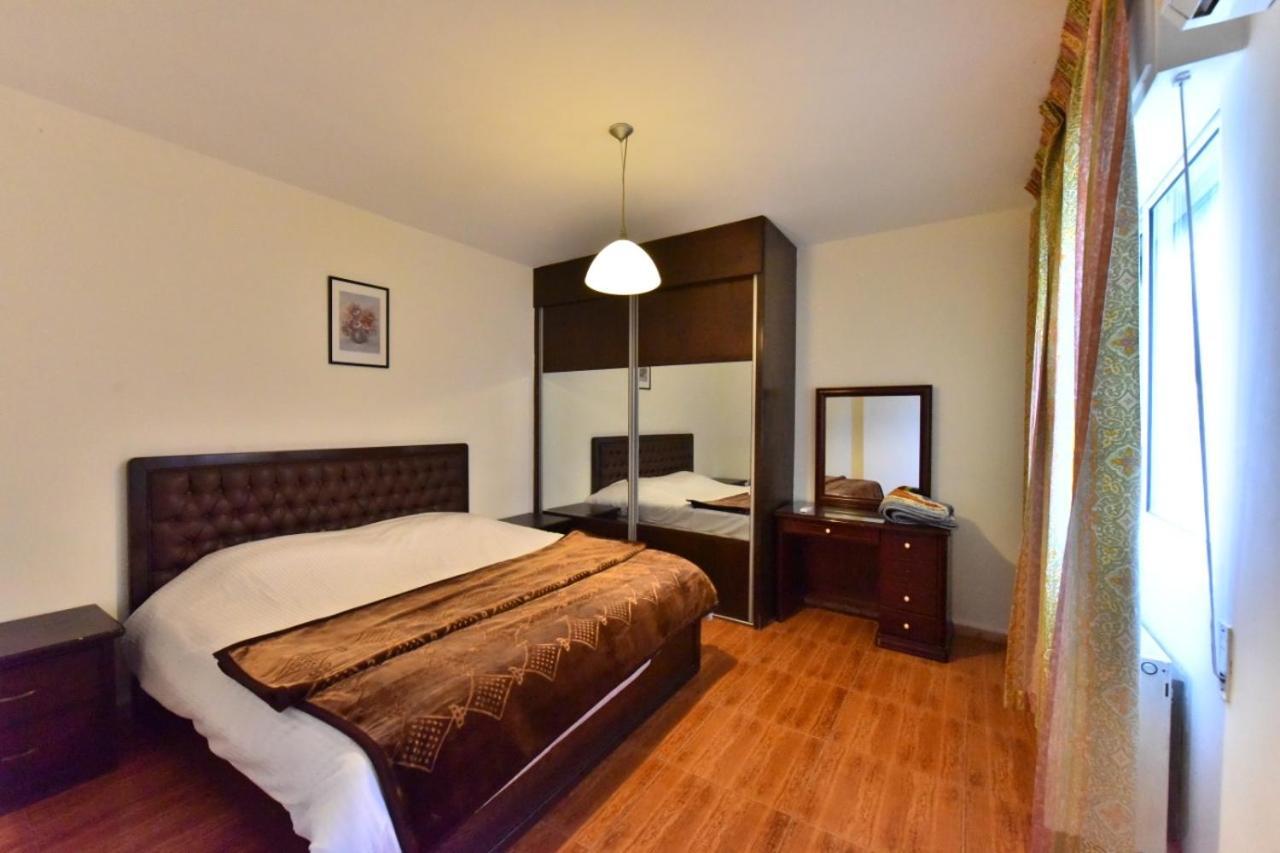 Al Farooq Hotel Apartments Ammán Kültér fotó